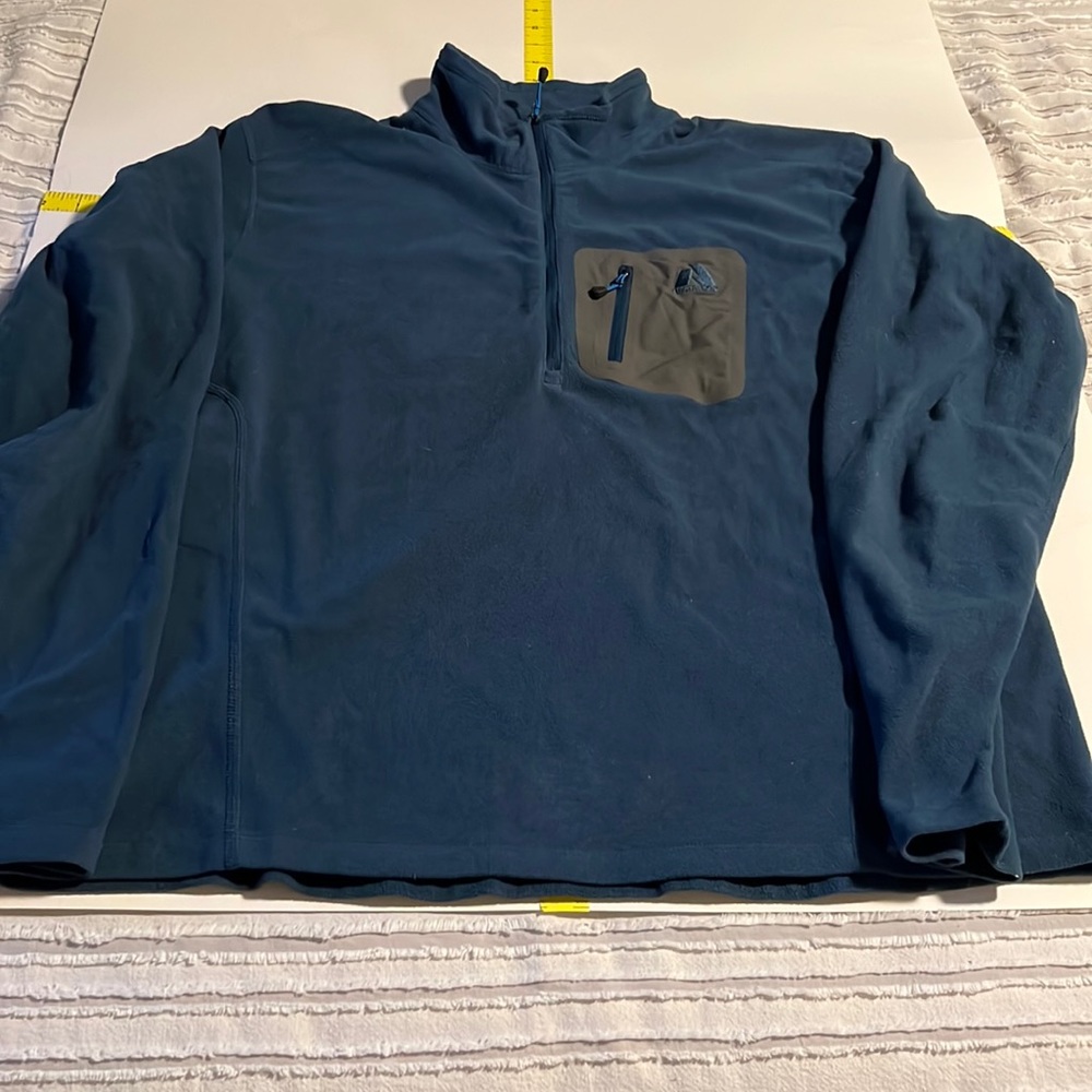 First Ascent 1/2 zip fleece